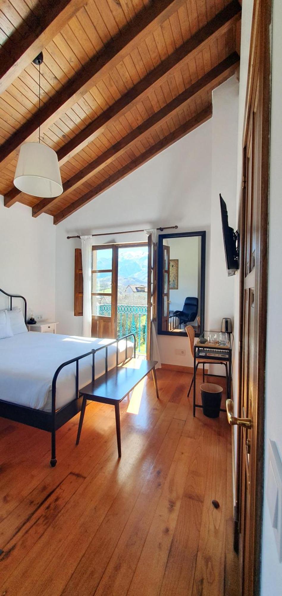 Refugio Del Cares Guest House Ortiguero Exterior photo